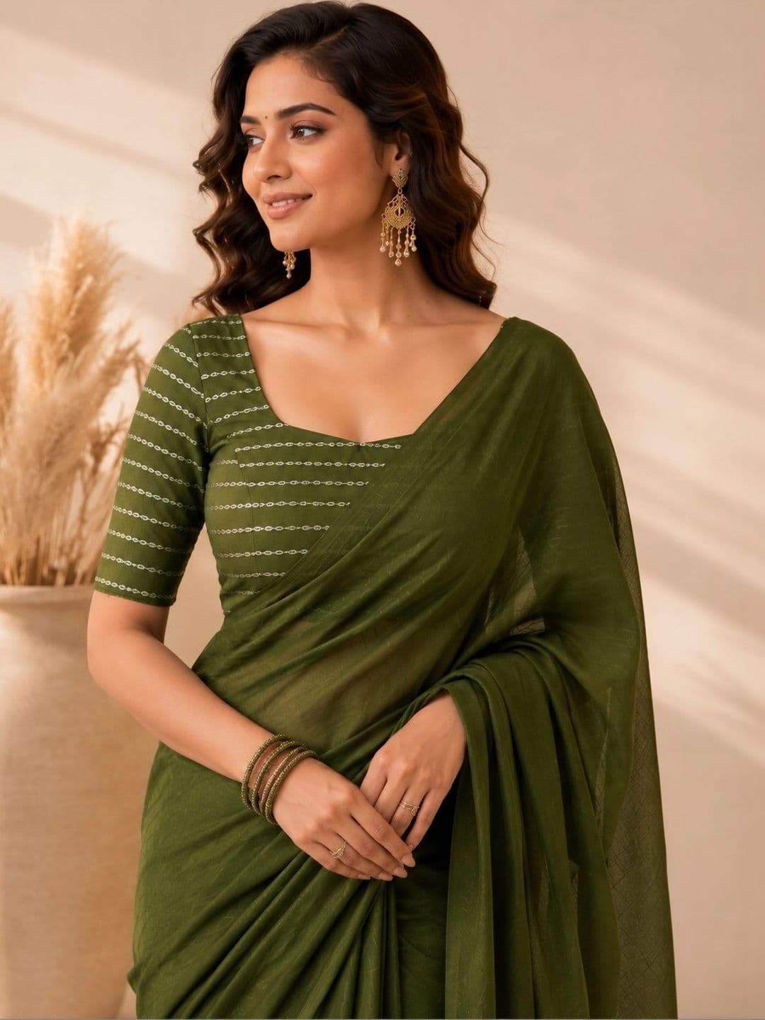 DEVI FASHIONS LLP Poly Crepe Saree thumbnail 3