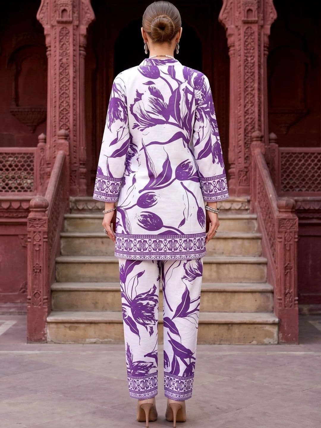 Laasika Floral Printed Shirt with Trousers thumbnail 3