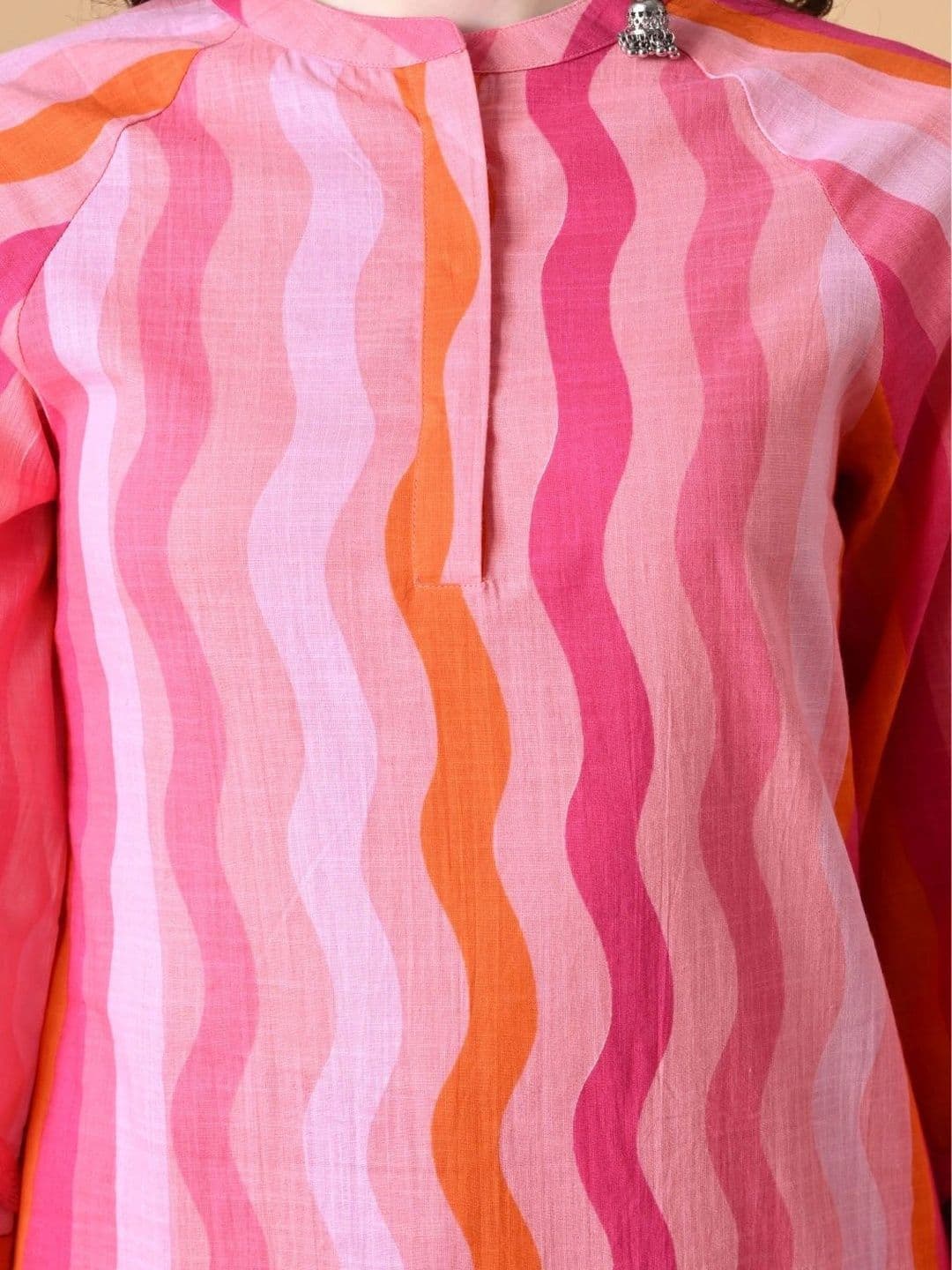 CRENOL THREADS Women Striped Mandarin Collar Cotton Straight Kurta thumbnail 2