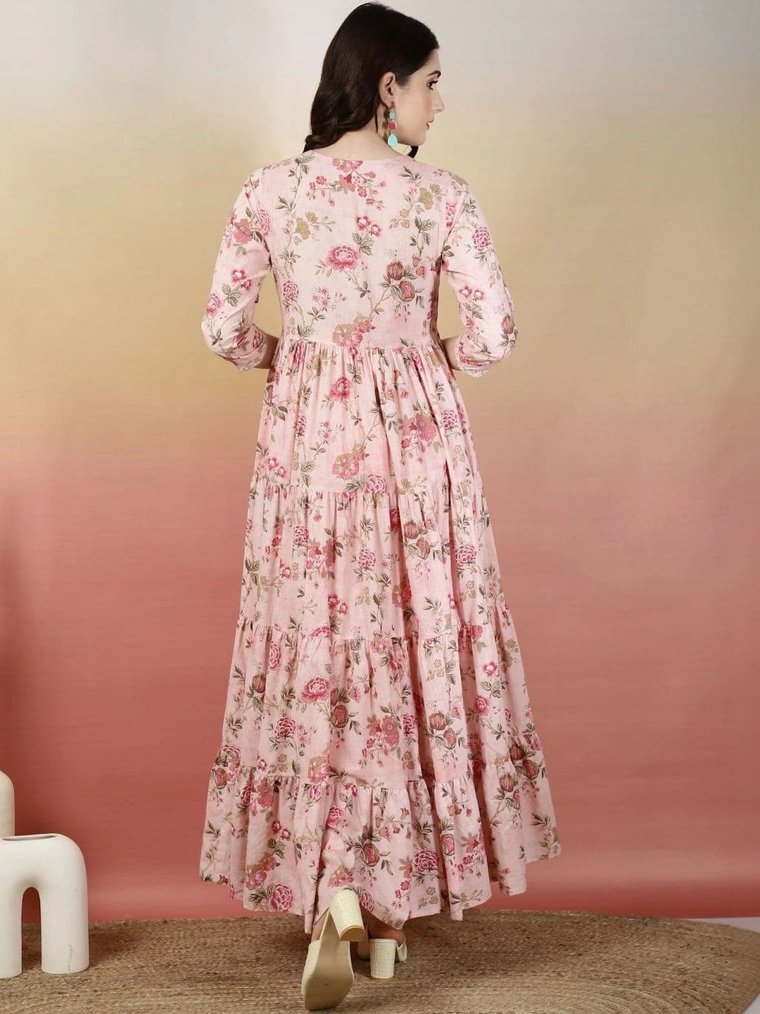 Sangria Women Floral Printed Floral Anarkali Kurta thumbnail 7
