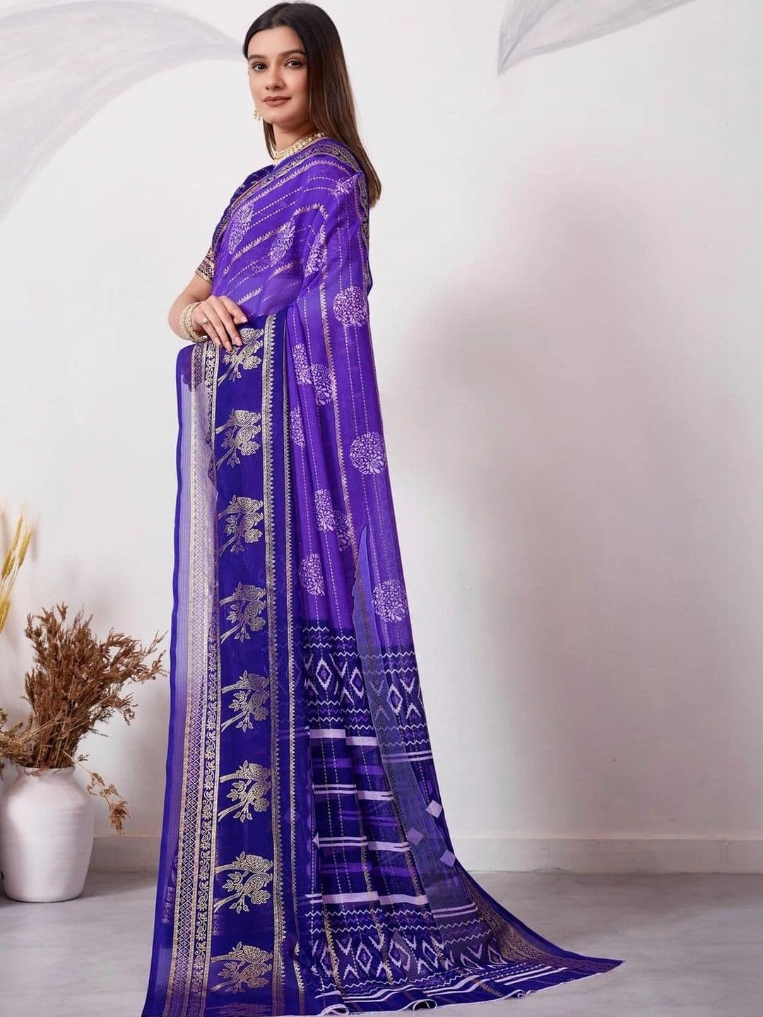 Pixie lane Women Zari Pure Georgette Paithani Saree thumbnail 5