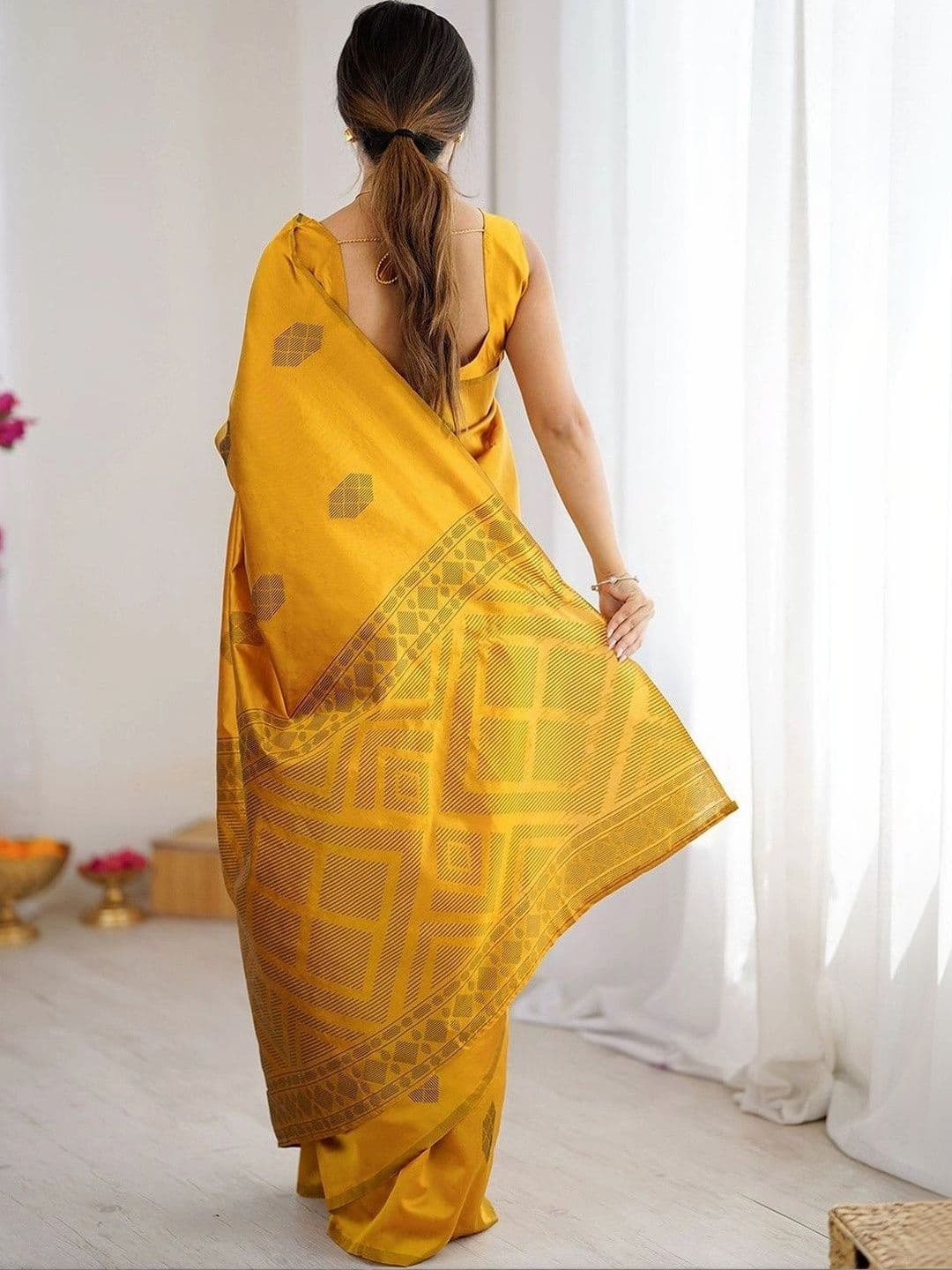 SANISA Woven Design Silk Blend Saree thumbnail 4