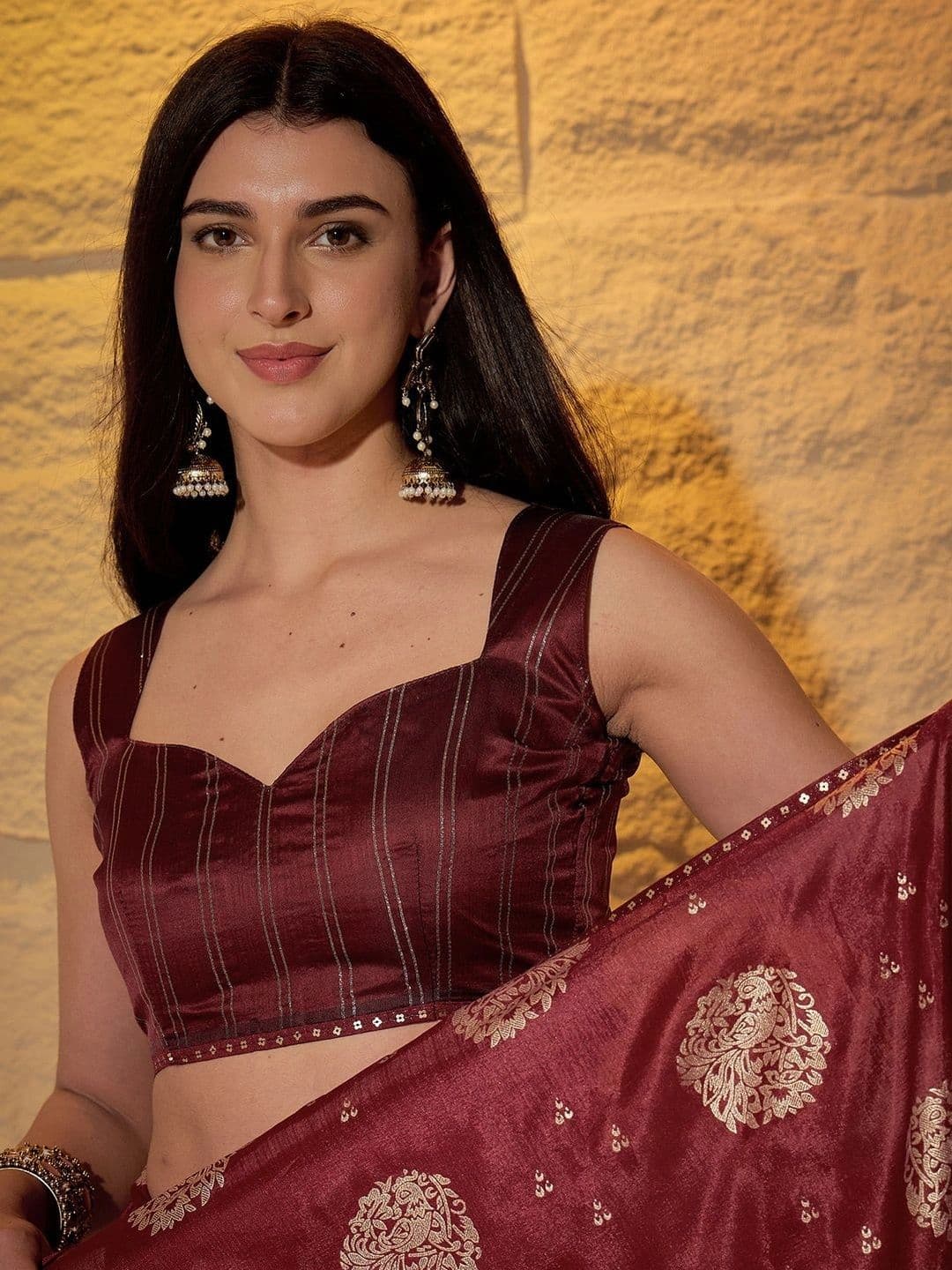 Sangria Woven Design Zari Poly Georgette Designer Saree thumbnail 2