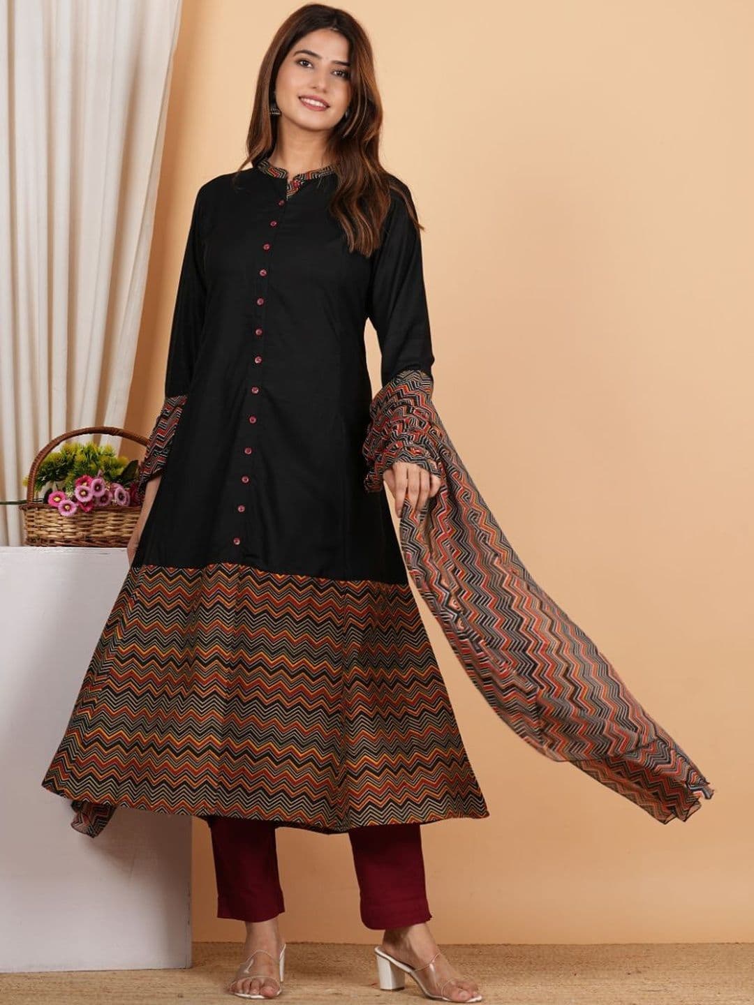 KALINI Geometric Printed Regular Mandarin Collar A-Line Kurta With Dupatta thumbnail 4
