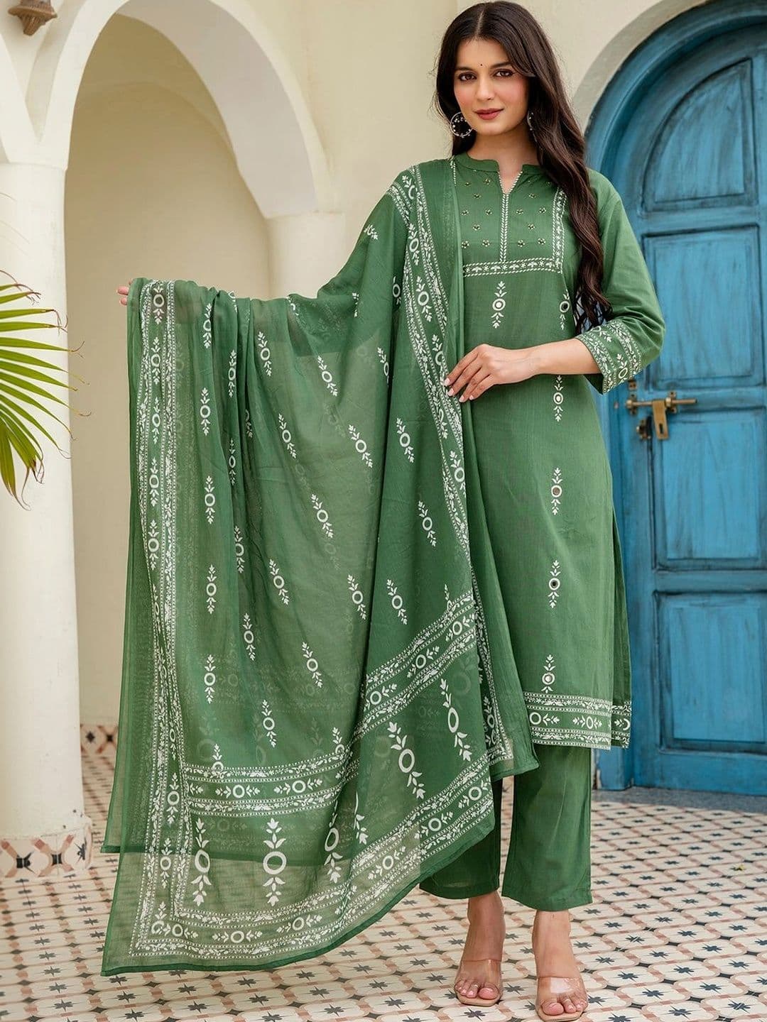 Pistaa Women Ethnic Motifs Embroidered Regular Thread Work Pure Cotton Kurta with Trousers & With Dupatta thumbnail 5