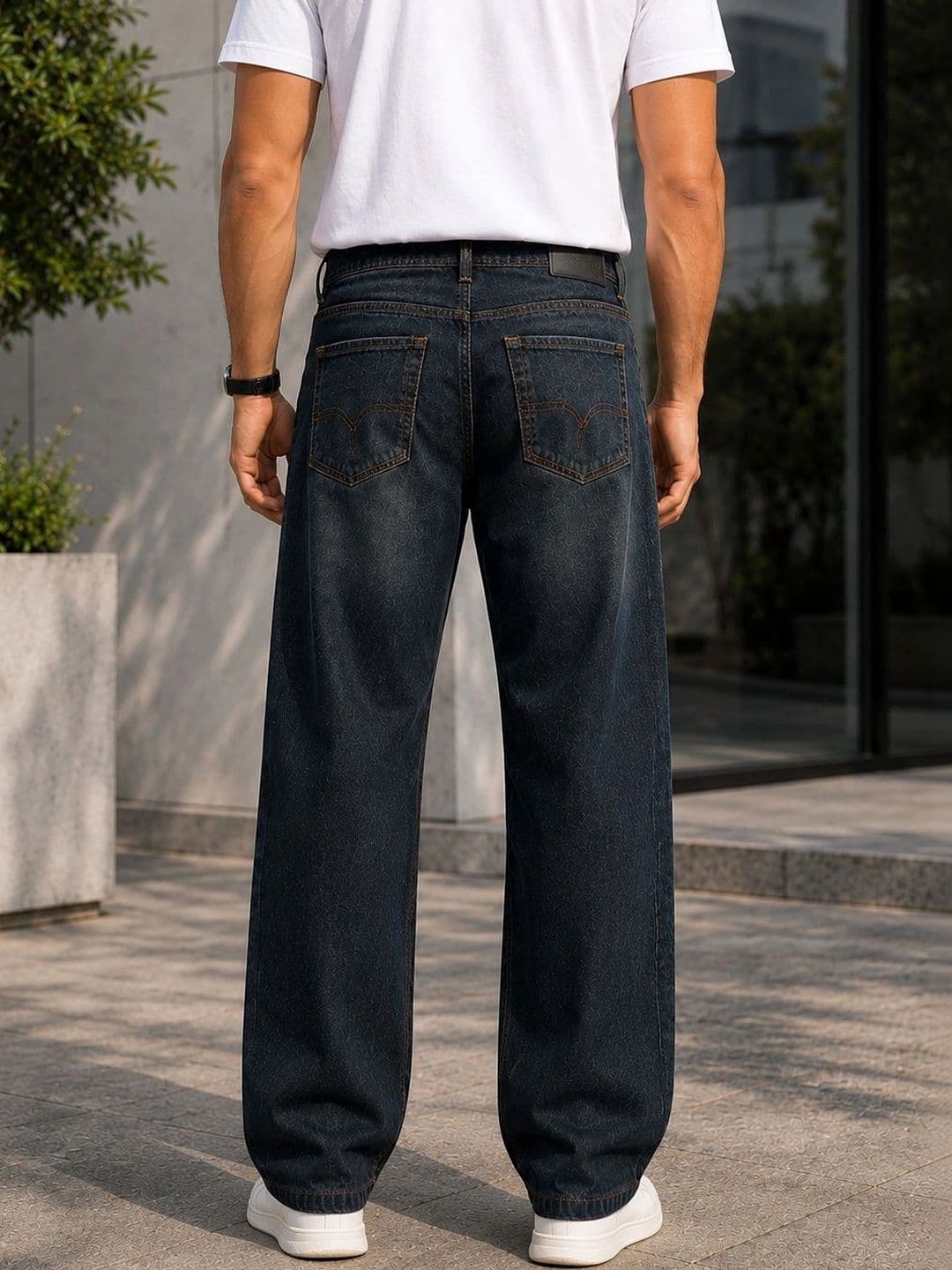FALKRA Men Mid-Rise Low Distress Jeans thumbnail 3