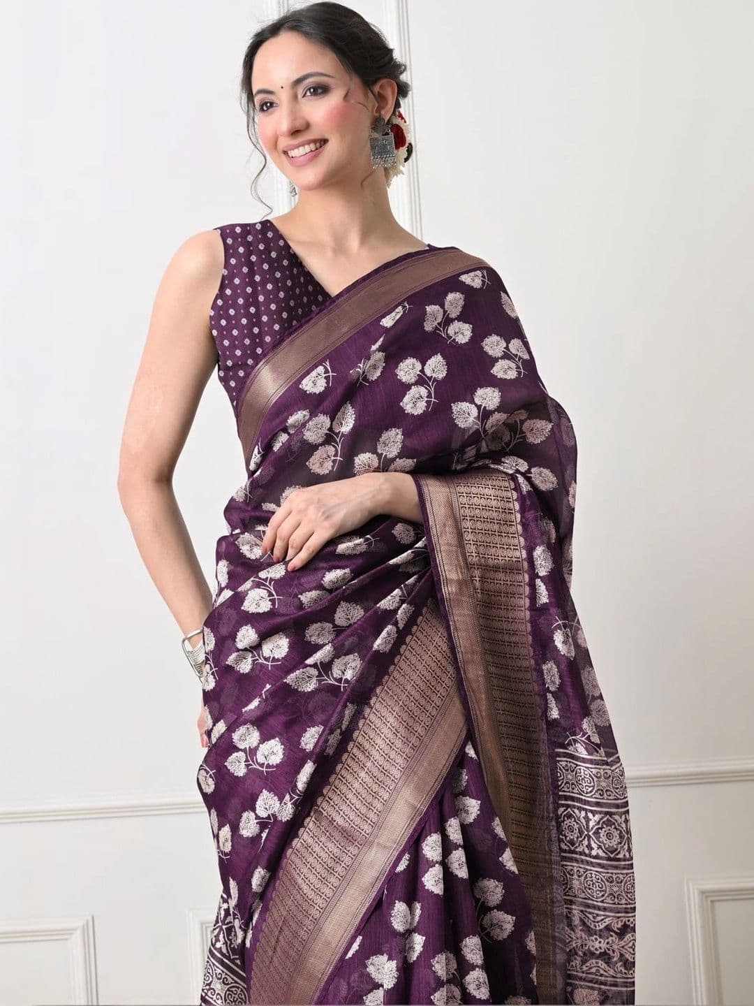 KALINI Women Woven Design Zari Art Silk Saree thumbnail 3