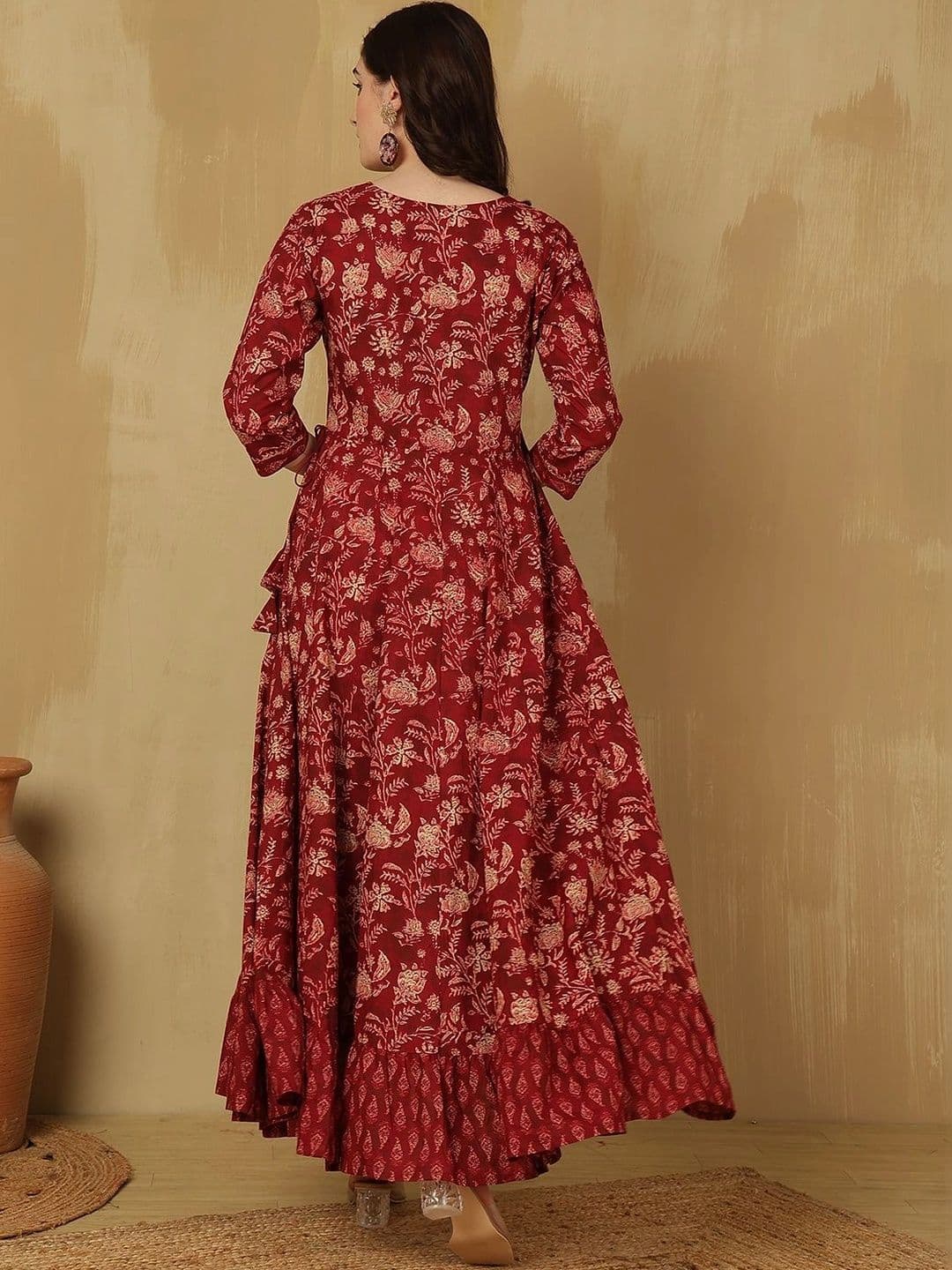 Sangria Women Floral Printed Floral Anarkali Kurta thumbnail 2