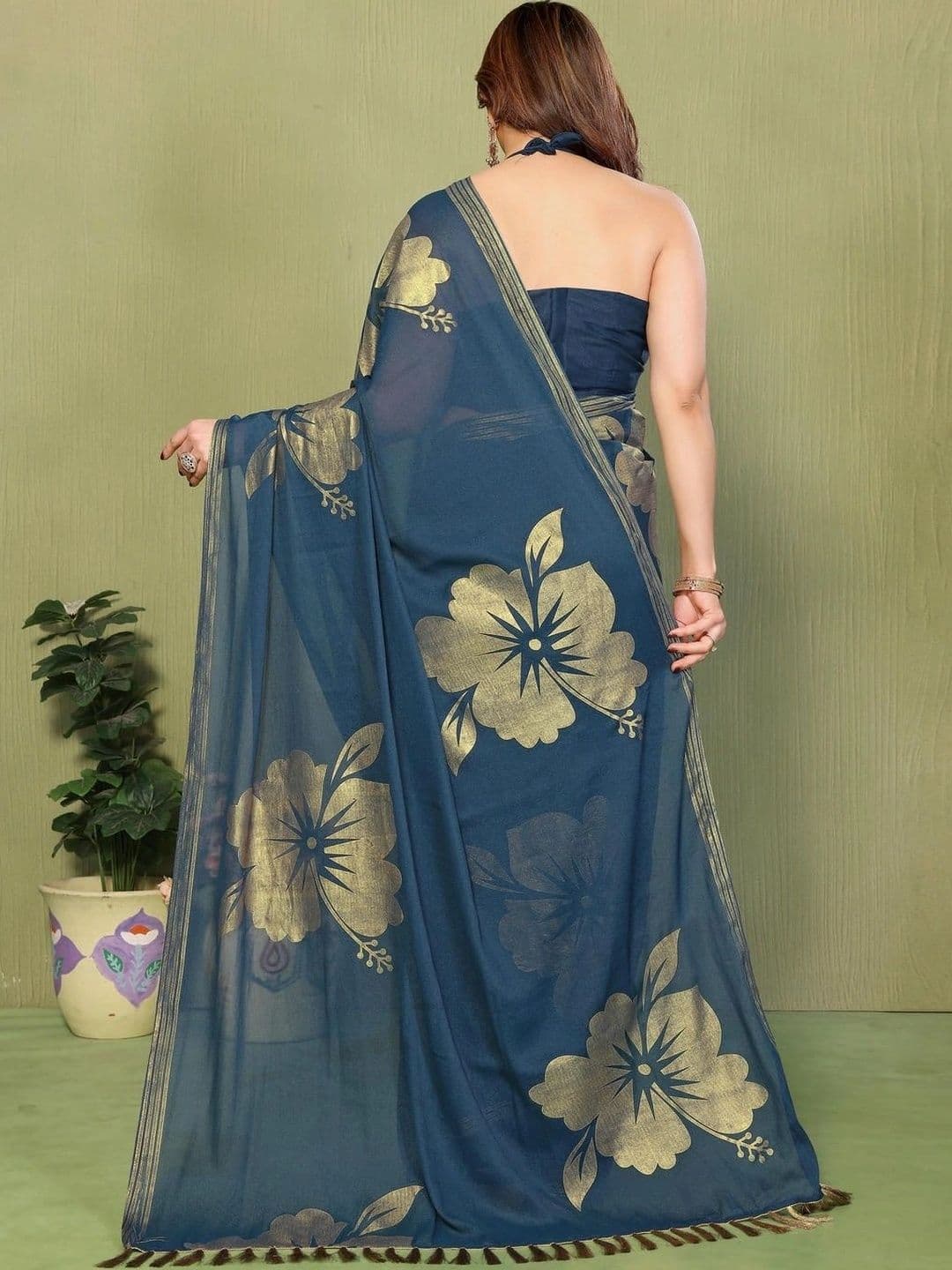 Pixie lane Floral Zari Pure Georgette Saree thumbnail 6