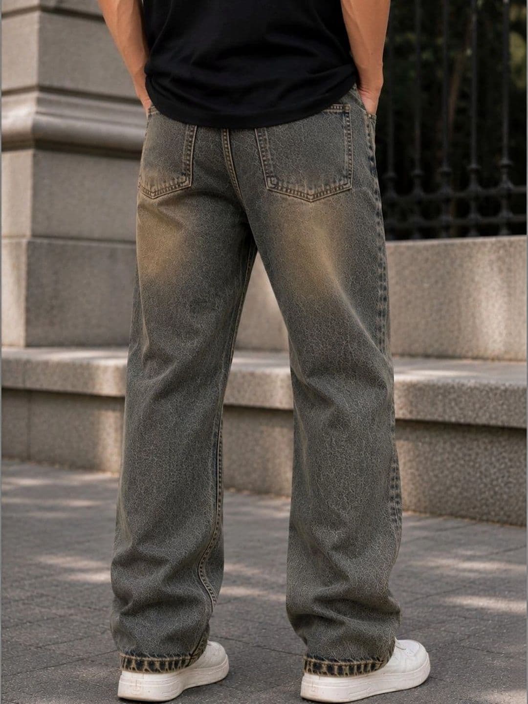 MQ Denim Men Straight Fit Mid-Rise Low Distress Light Fade Jeans thumbnail 5