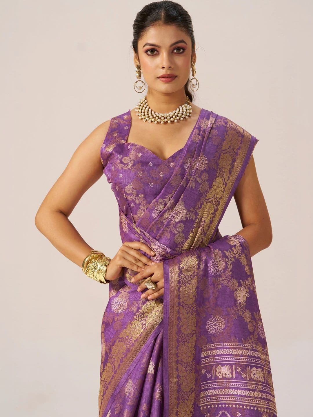 Anouk Woven Design Zari Silk Blend Banarasi Saree thumbnail 6