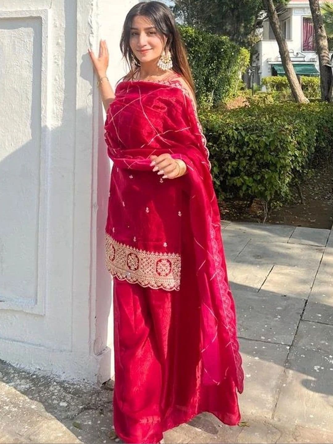 LooksLink Women Ethnic Motifs Embroidered Regular Kurta with Sharara & With Dupatta thumbnail 6