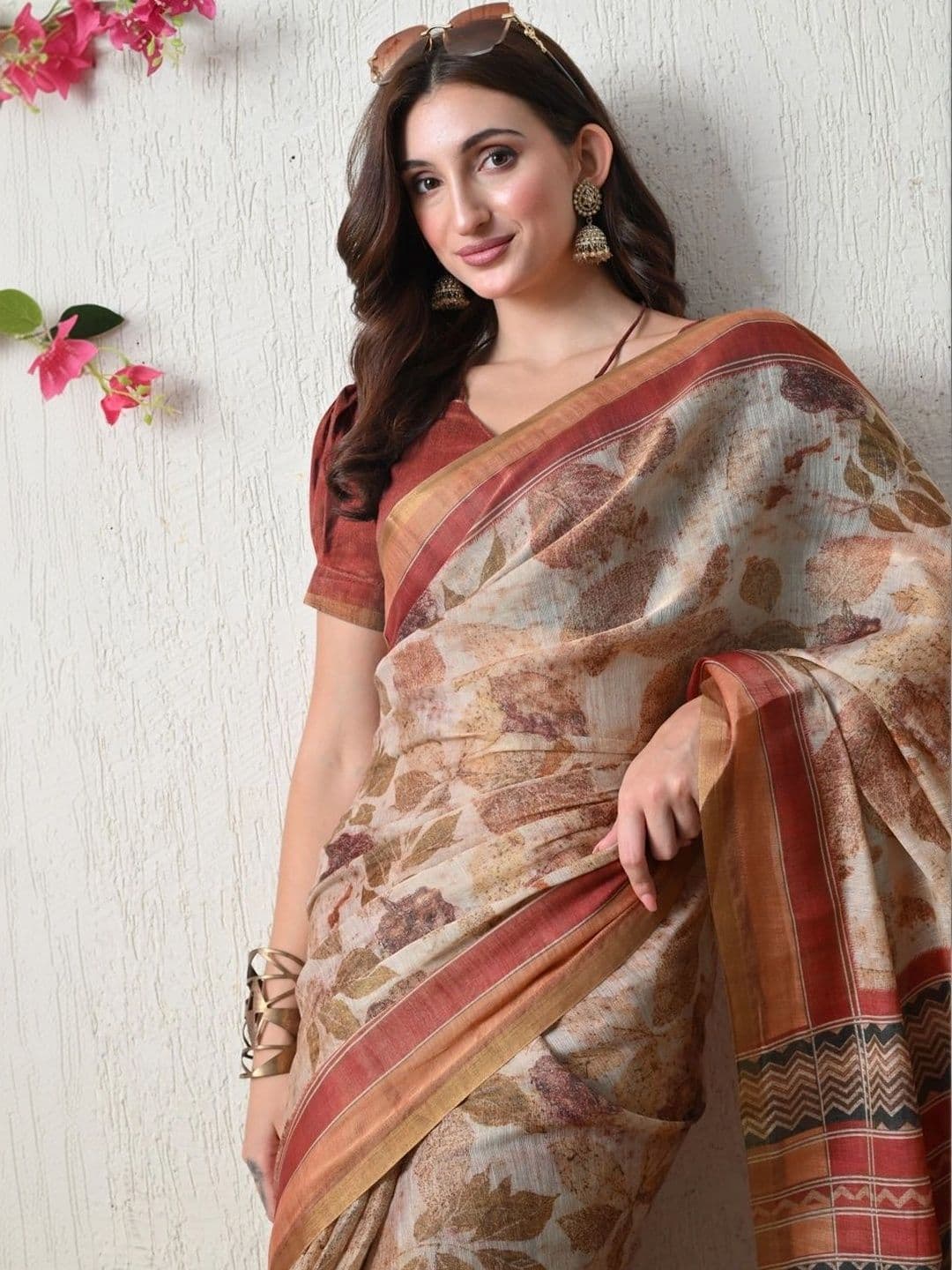 KALINI Floral Printed Silk Cotton Saree thumbnail 3