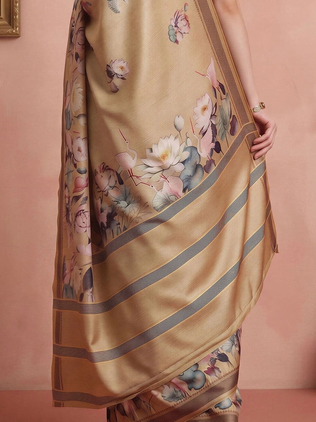 Sangria Floral Designer Saree thumbnail 7