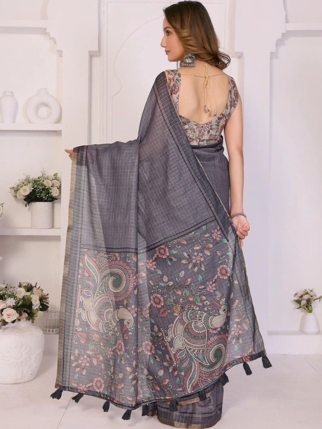 Pixie lane Checked Printed Zari Saree thumbnail 7
