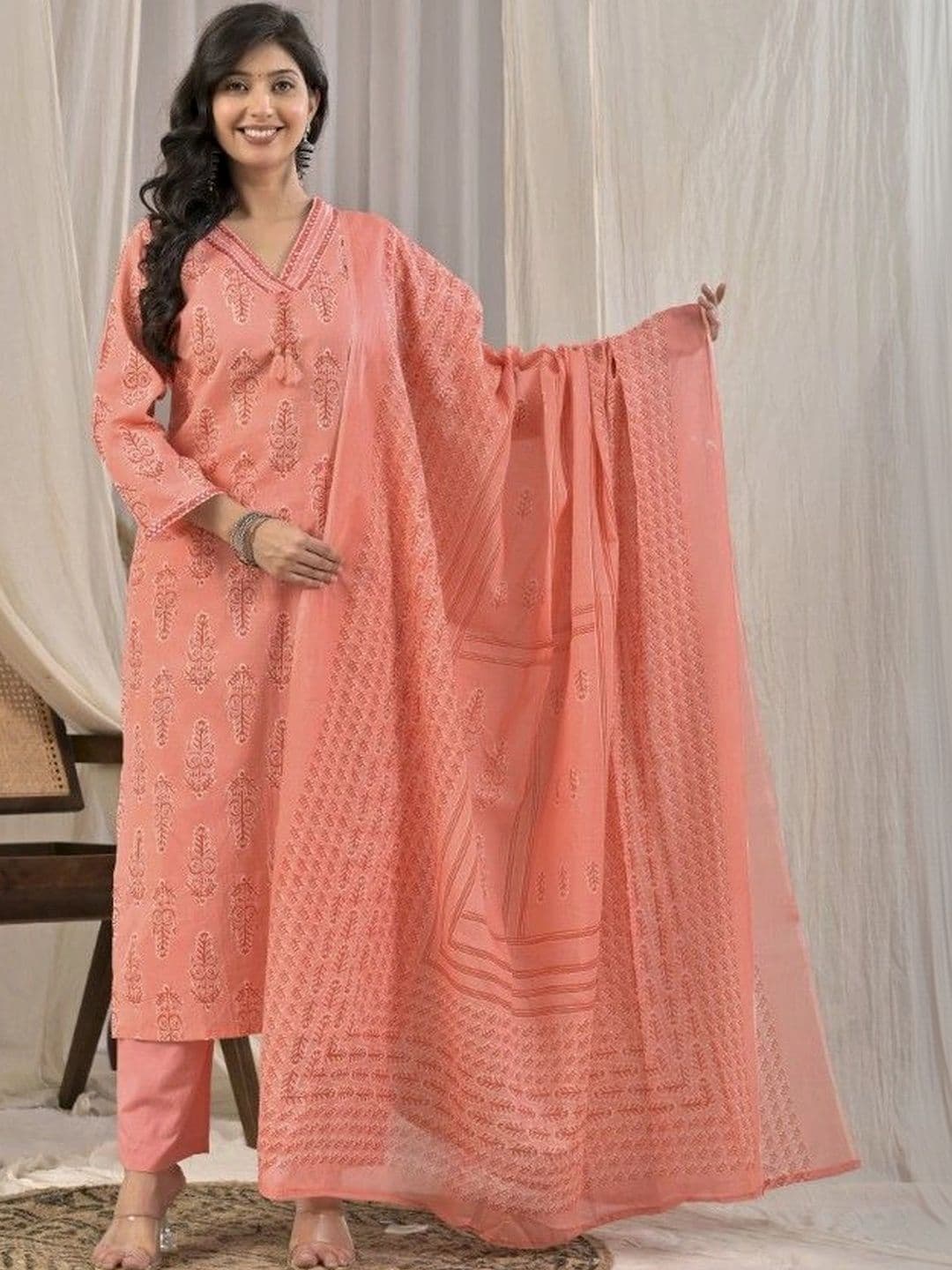 Yashee Women Ethnic Motifs Printed Regular Pure Cotton Kurta with Trousers & With Dupatta thumbnail 5