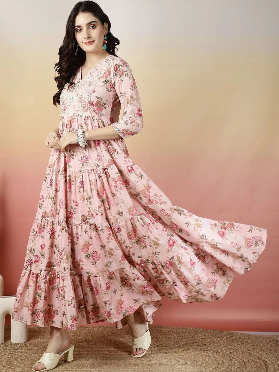 Sangria Women Floral Printed Floral Anarkali Kurta thumbnail 6