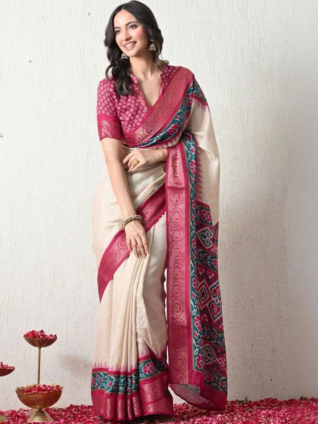 KALINI Zari Silk Cotton Ikat Saree thumbnail 2