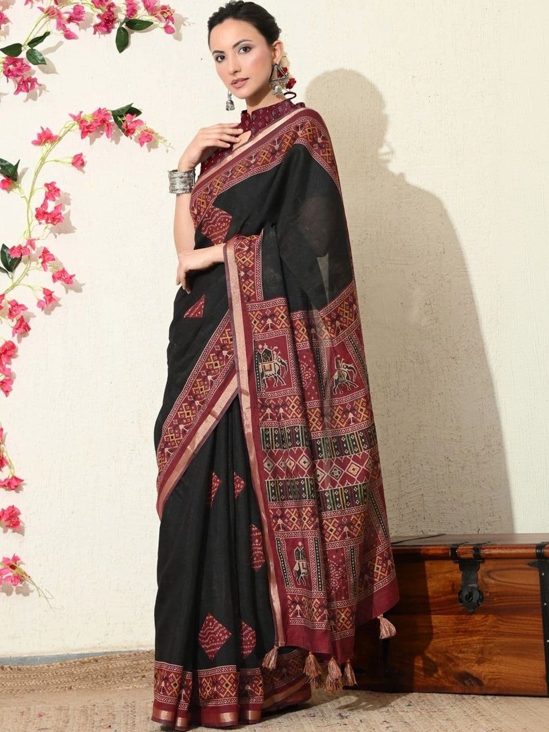 KALINI Ikat Saree thumbnail 5