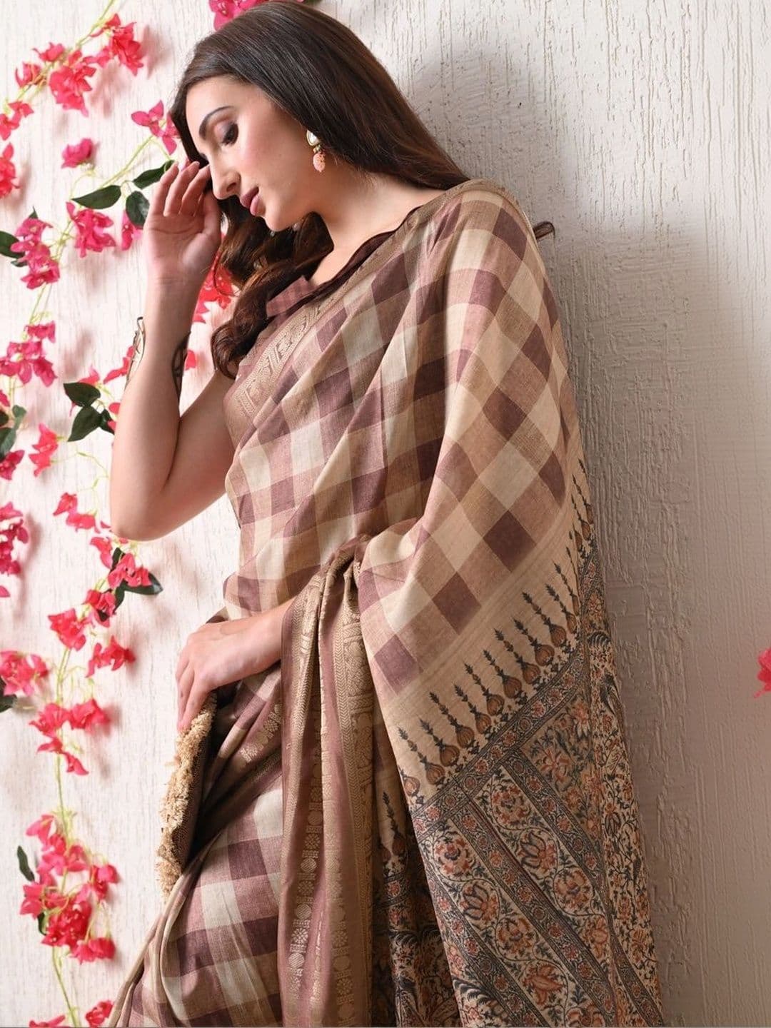 KALINI Checked Silk Cotton Saree thumbnail 3