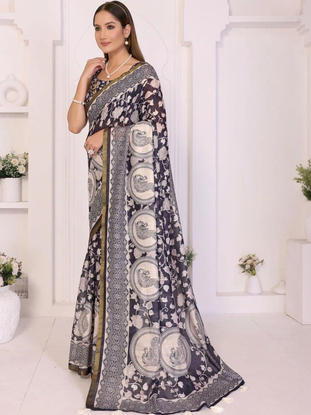 Pixie lane Kalamkari Zari Linen Blend Saree thumbnail 5