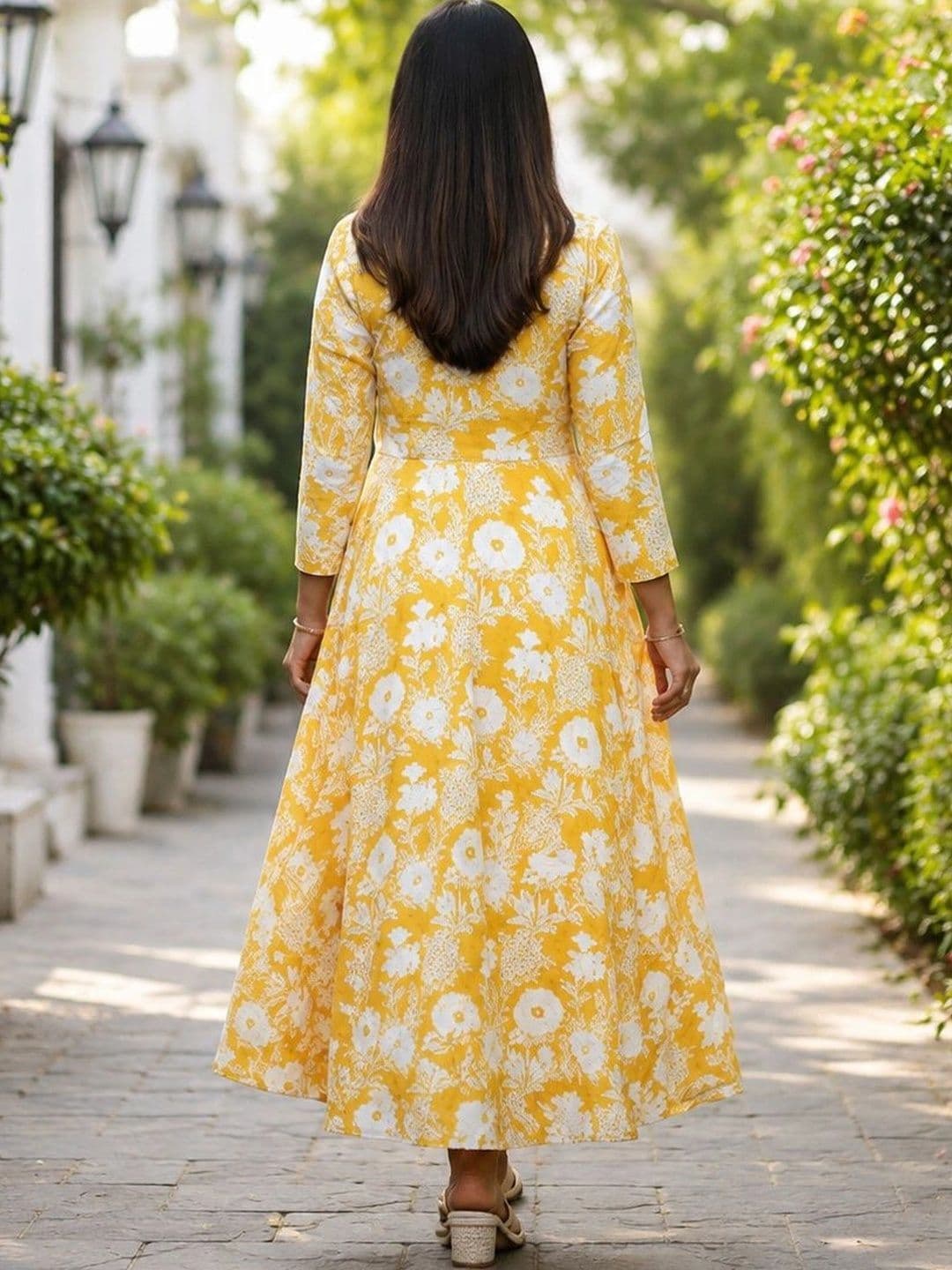AJ ART Women Floral Printed Floral Anarkali Kurta thumbnail 2