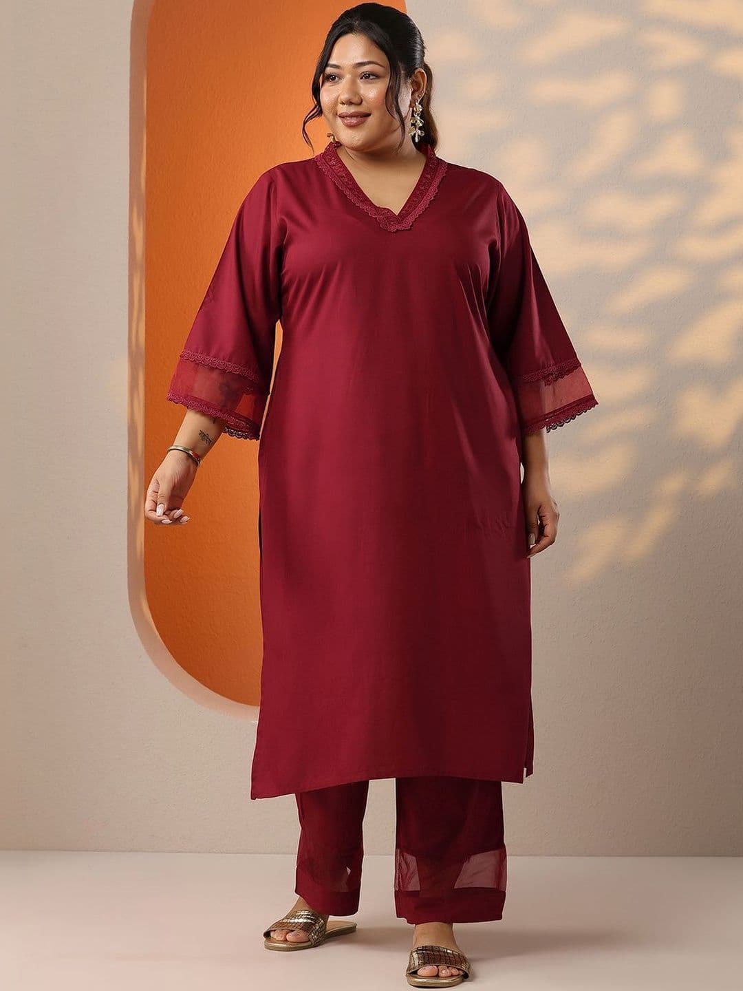 EXTRA LOVE BY LIBAS Plus Size Women Regular Thread Work Kurta with Trousers thumbnail 4