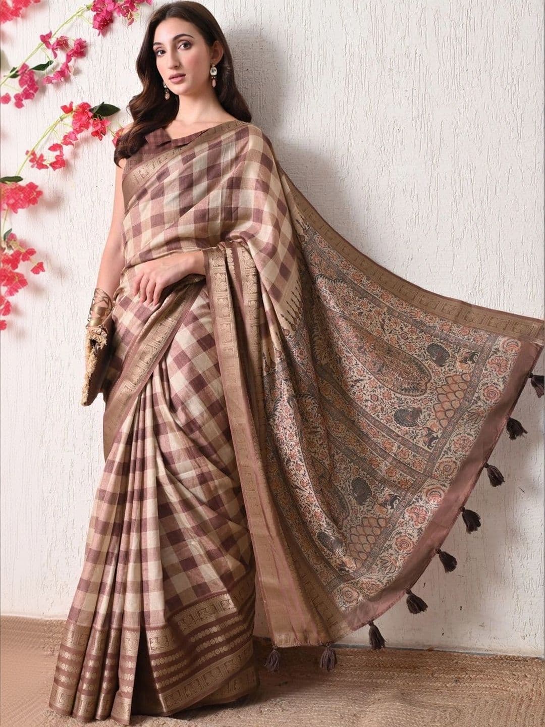 KALINI Checked Silk Cotton Saree thumbnail 4