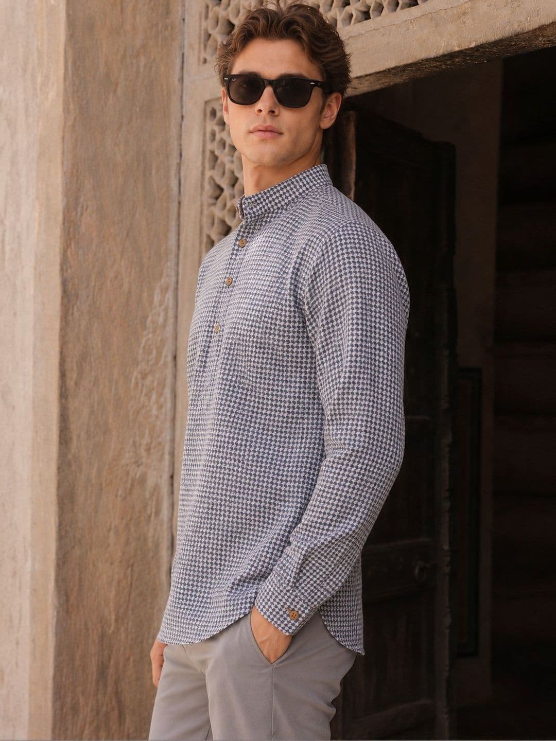 Anouk Men Self Weave Cotton Kurta thumbnail 9