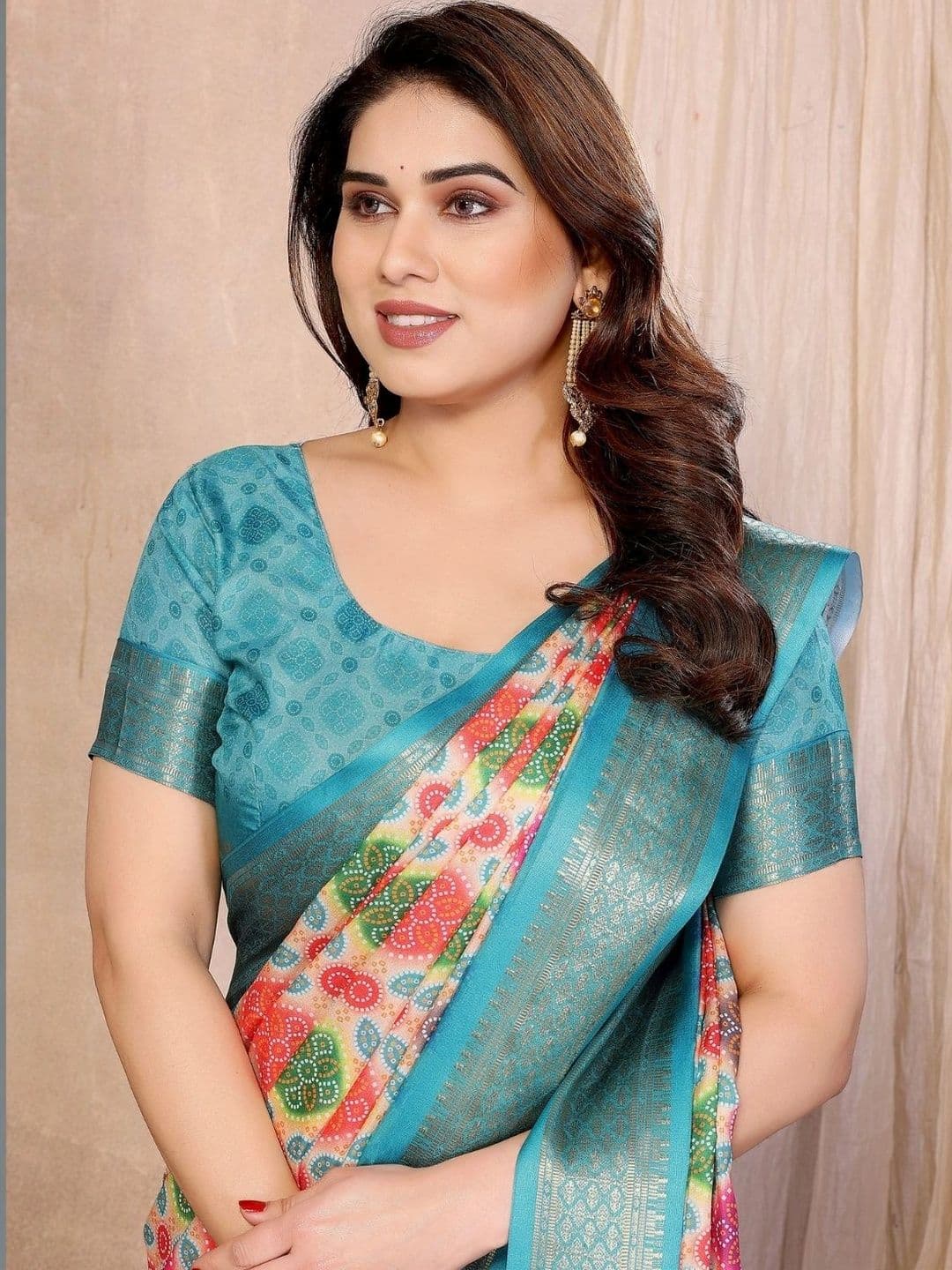 Mitera Floral Designer Saree thumbnail 7
