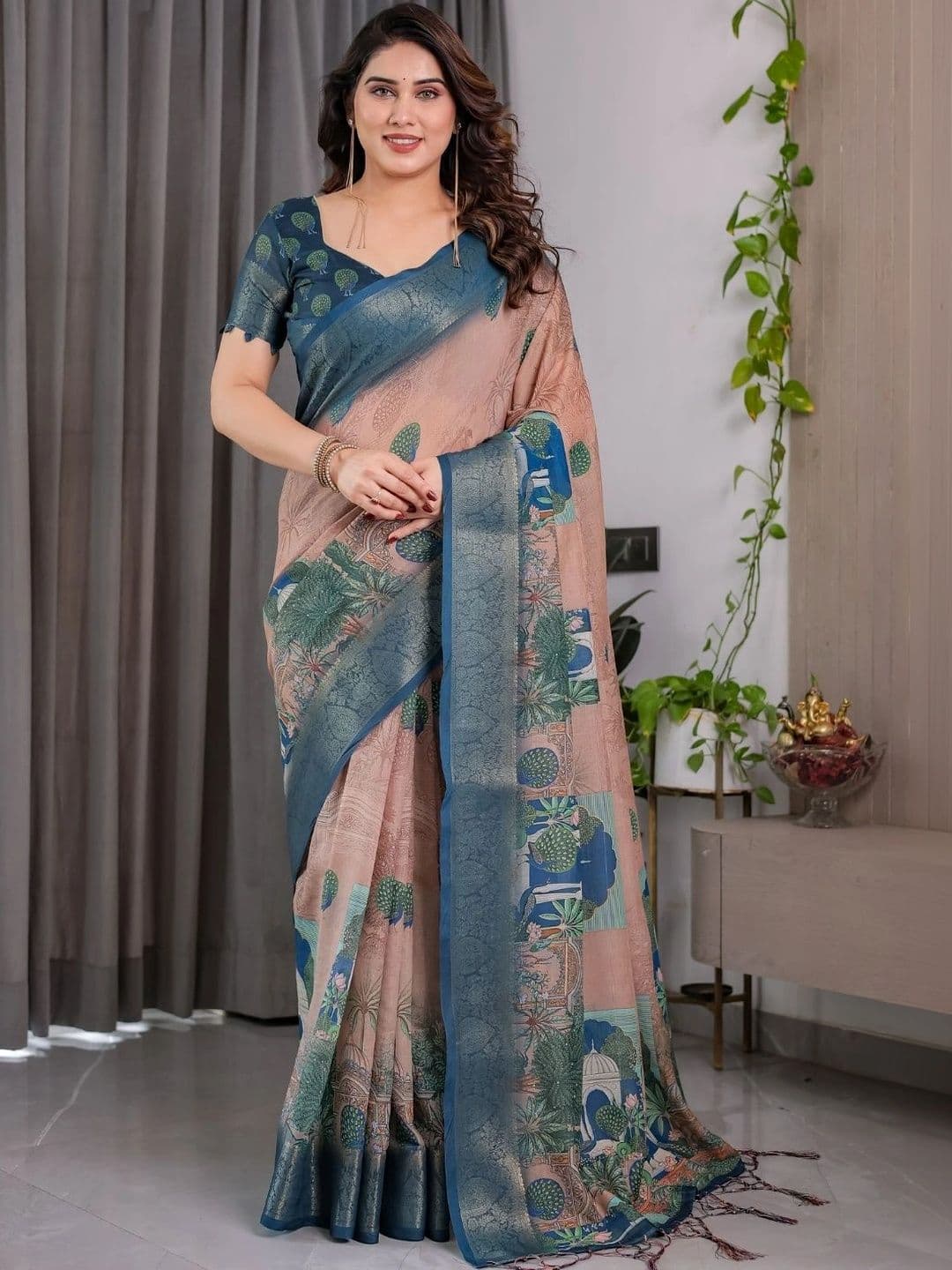 Mitera Women Silk Blend Fusion Saree thumbnail 6