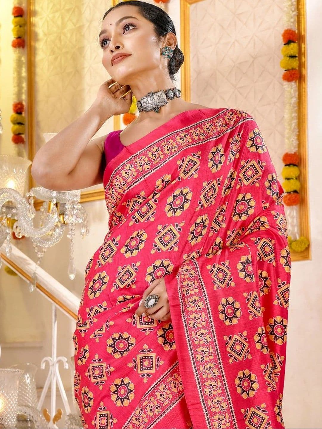 ARQIVO Woven Design Silk Blend Handloom Saree thumbnail 6