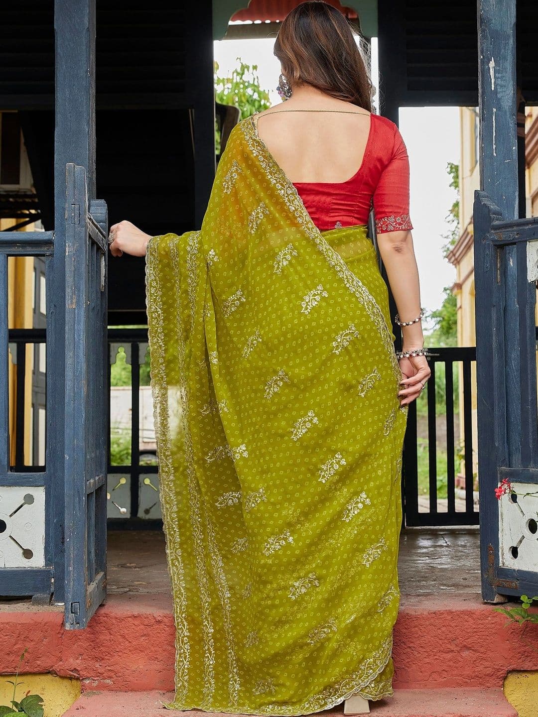 Mitera Floral Embroidered Pure Georgette Designer Saree thumbnail 6