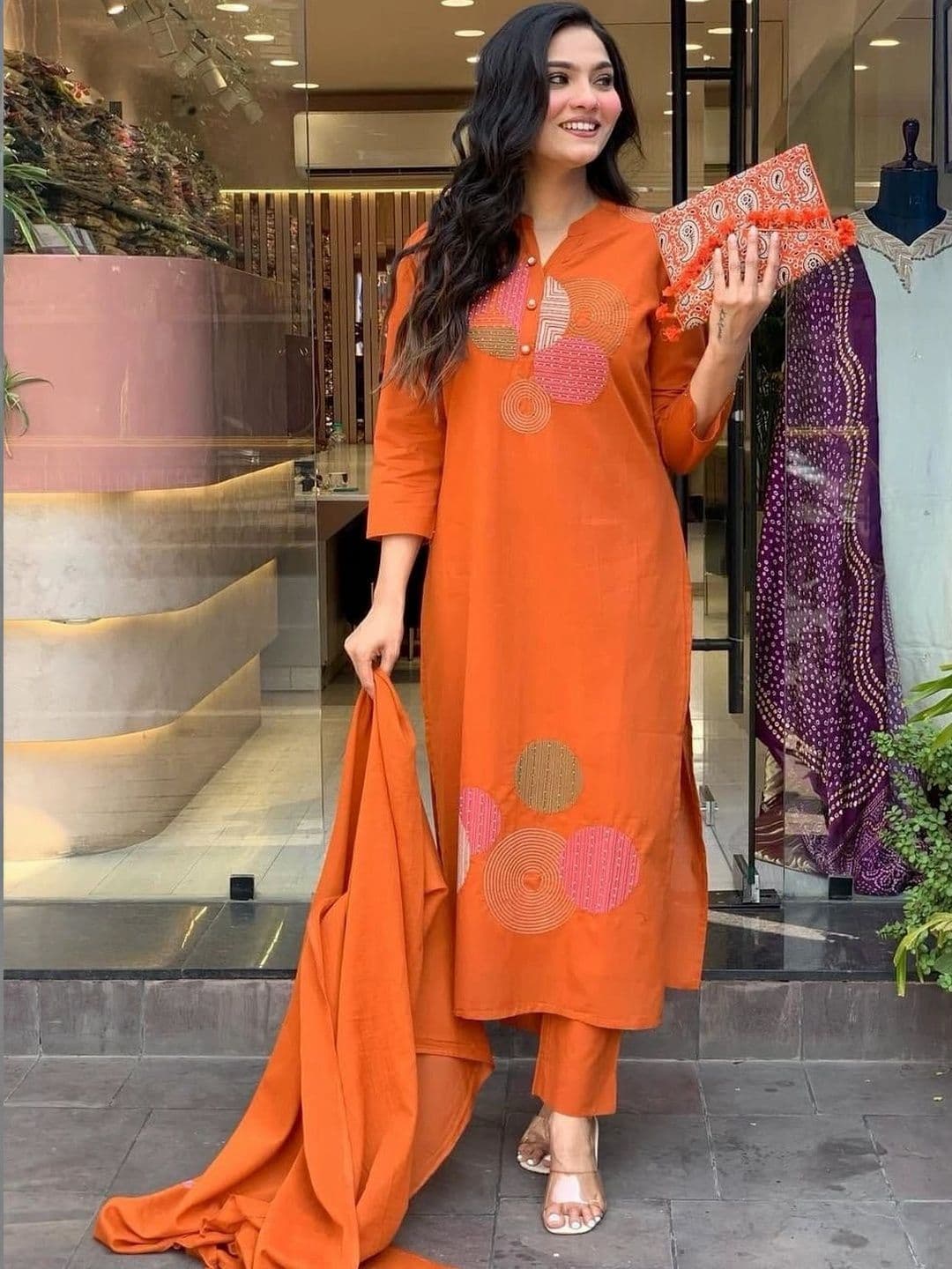 Komurr Women Embroidered Regular Thread Work Kurta with Trousers & With Dupatta - view 1