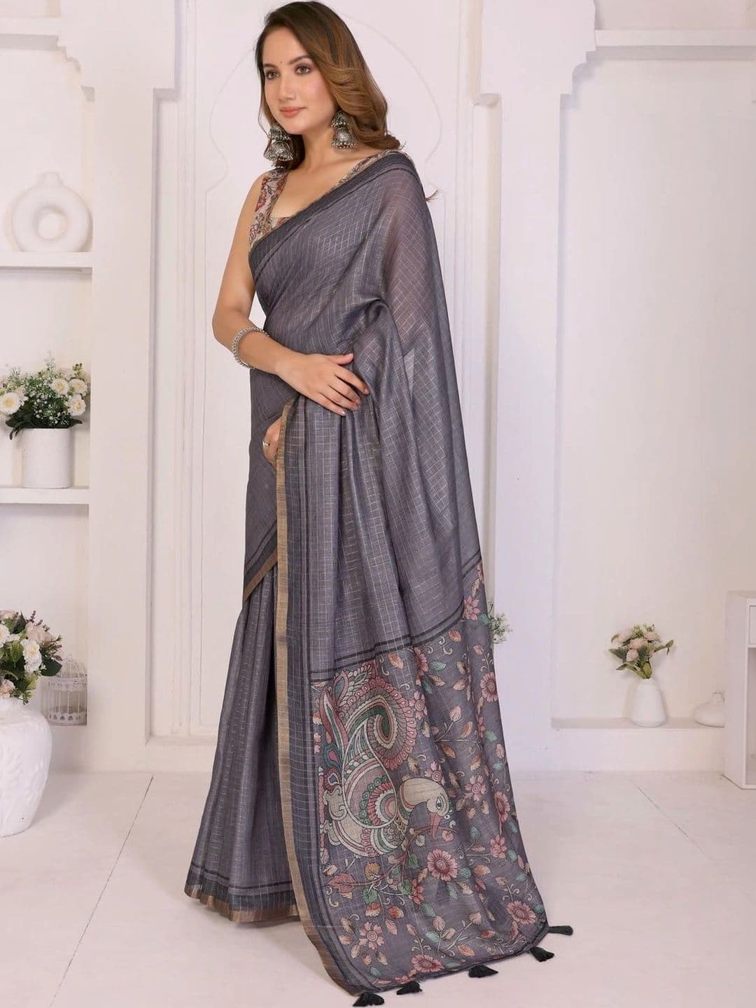 Pixie lane Checked Printed Zari Saree thumbnail 3
