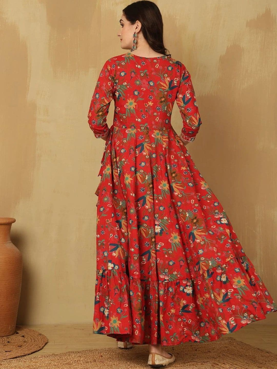 Sangria Women Floral Printed Mirror Work Floral Anarkali Kurta thumbnail 2