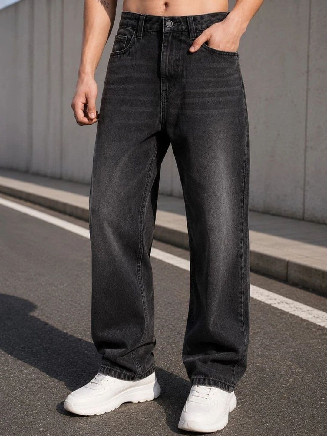 SYNZO Men Comfort Relaxed Fit Mid-Rise Jeans - view 1