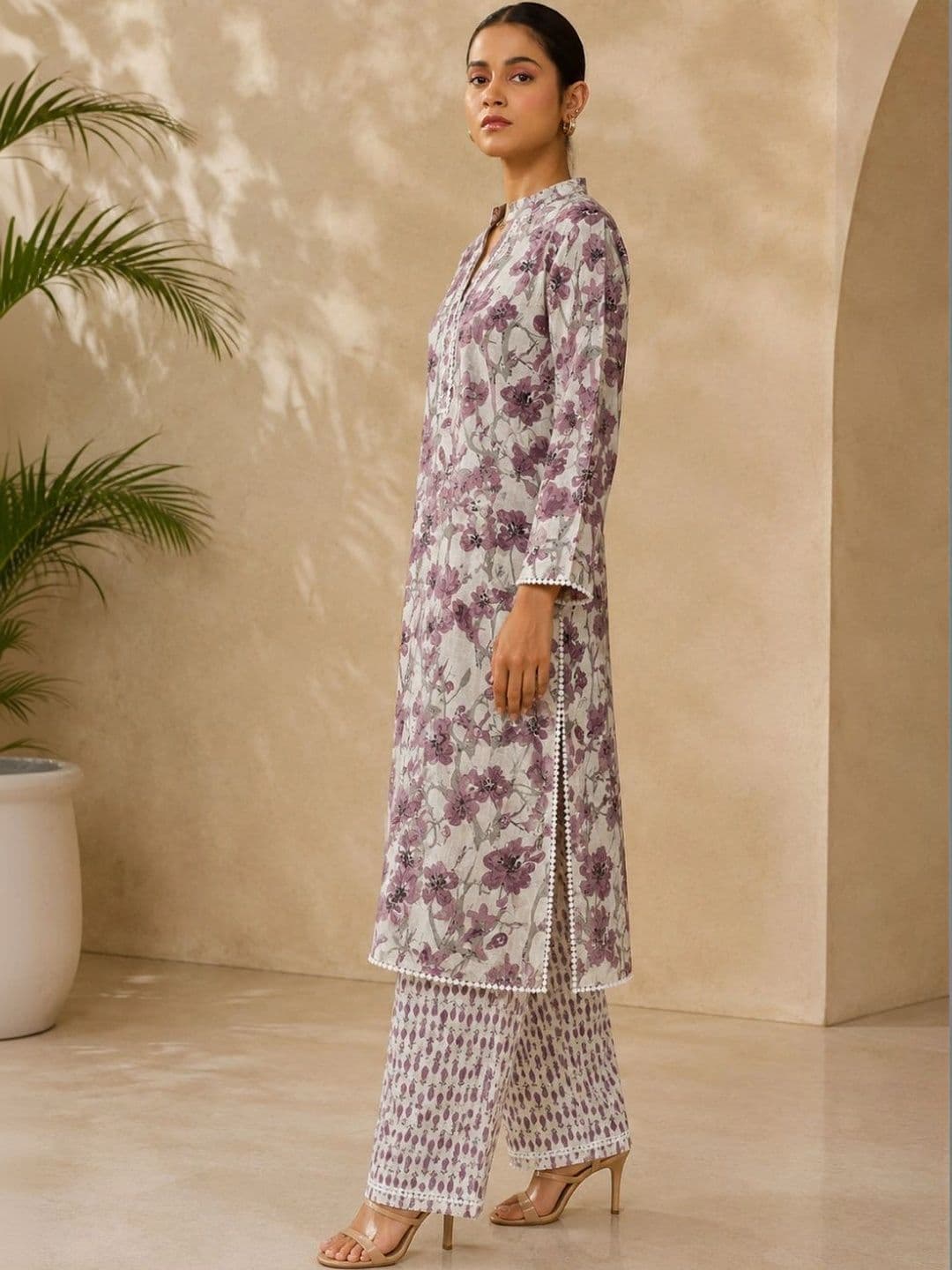 SILCHIC Floral Printed Mandarin Collar Pure Cotton Straight Kurta with Palazzos & Dupatta thumbnail 3