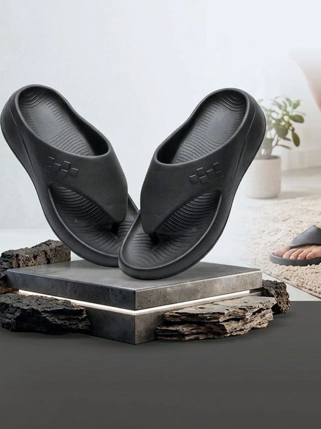 NEW ORANIE Men Thong Flip-Flops thumbnail 4