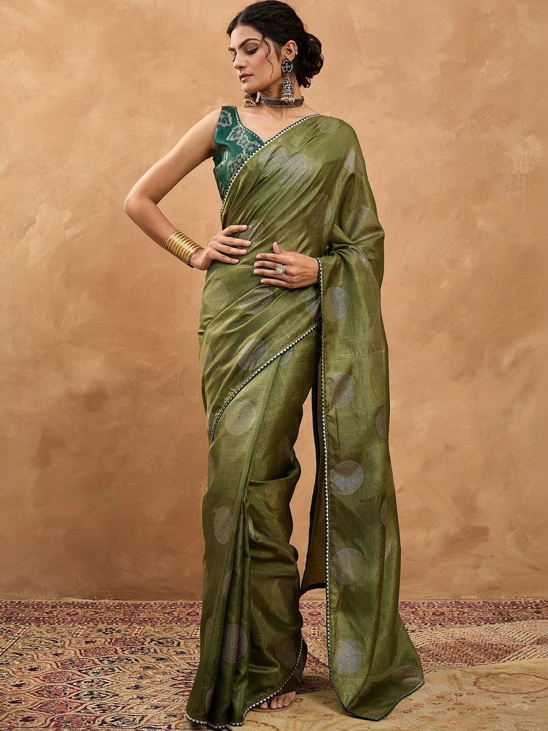 Sangria Woven Design Zari Silk Blend Designer Banarasi Saree - view 1