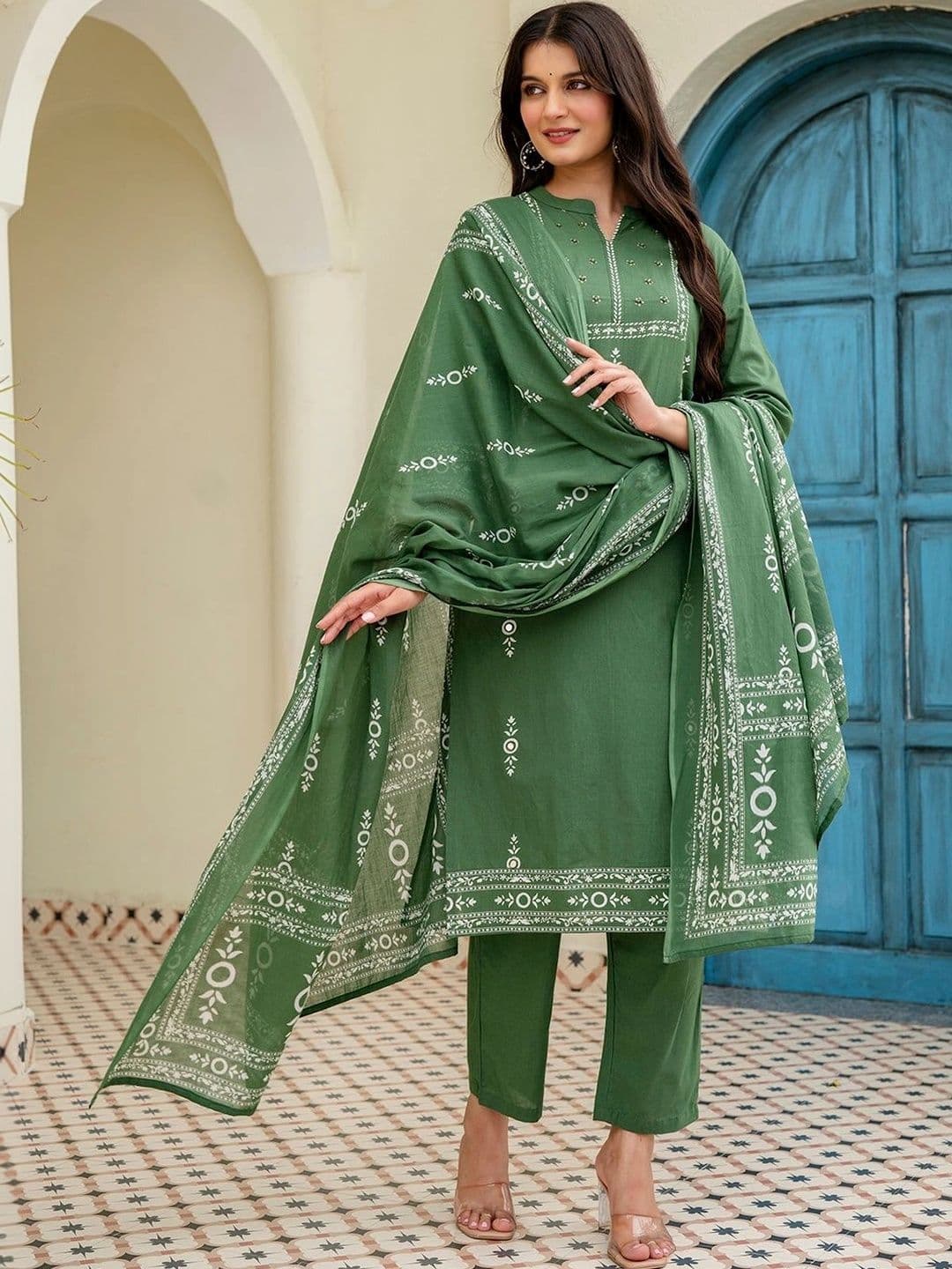 Pistaa Women Ethnic Motifs Embroidered Regular Thread Work Pure Cotton Kurta with Trousers & With Dupatta thumbnail 6