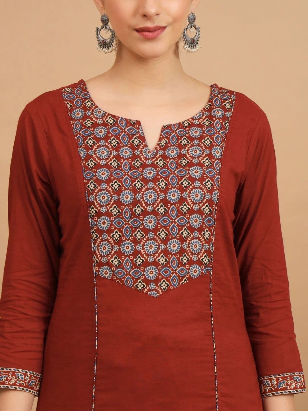 Sangria Women Ethnic Motifs Printed Regular Kurta with Trousers & With Dupatta thumbnail 4