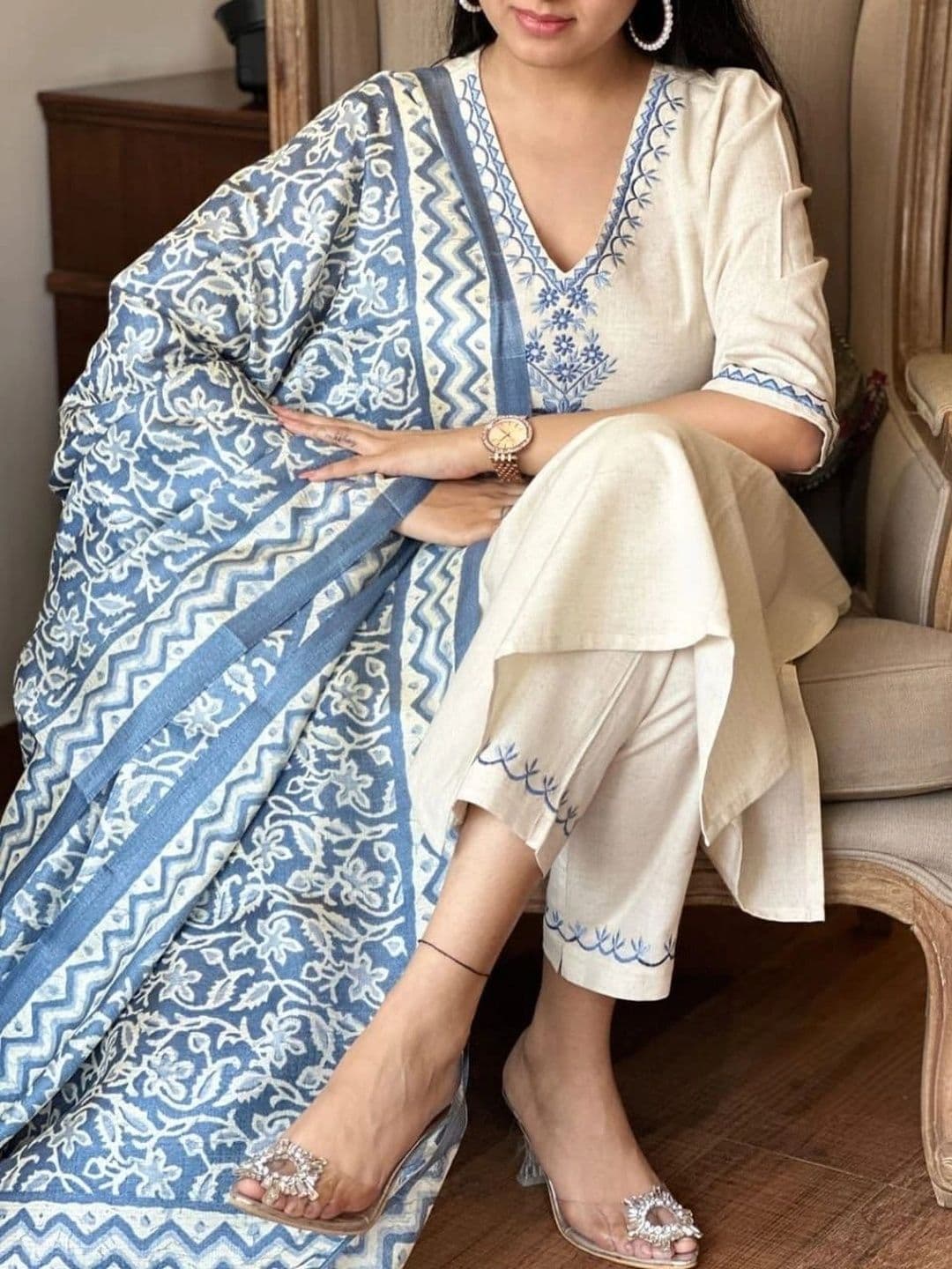 Urban India Women Ethnic Motifs Embroidered Regular Thread Work Pure Cotton Kurta with Trousers & With thumbnail 4