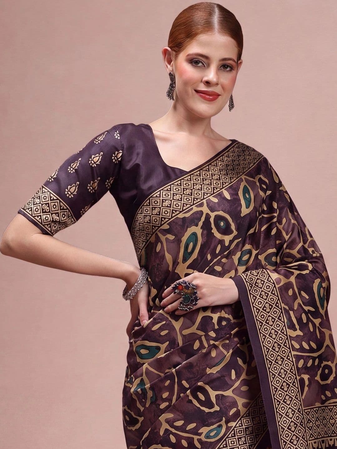 Sangria Ethnic Motifs Silk Blend Designer Block Print Saree thumbnail 3