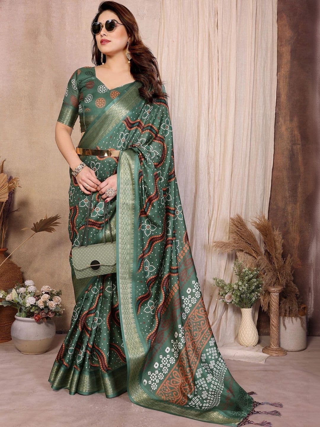 VS MALL Batik Silk Cotton Saree thumbnail 2