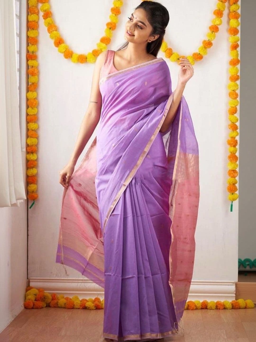HERE&NOW Woven Design Zari Silk Blend Banarasi Saree - view 1
