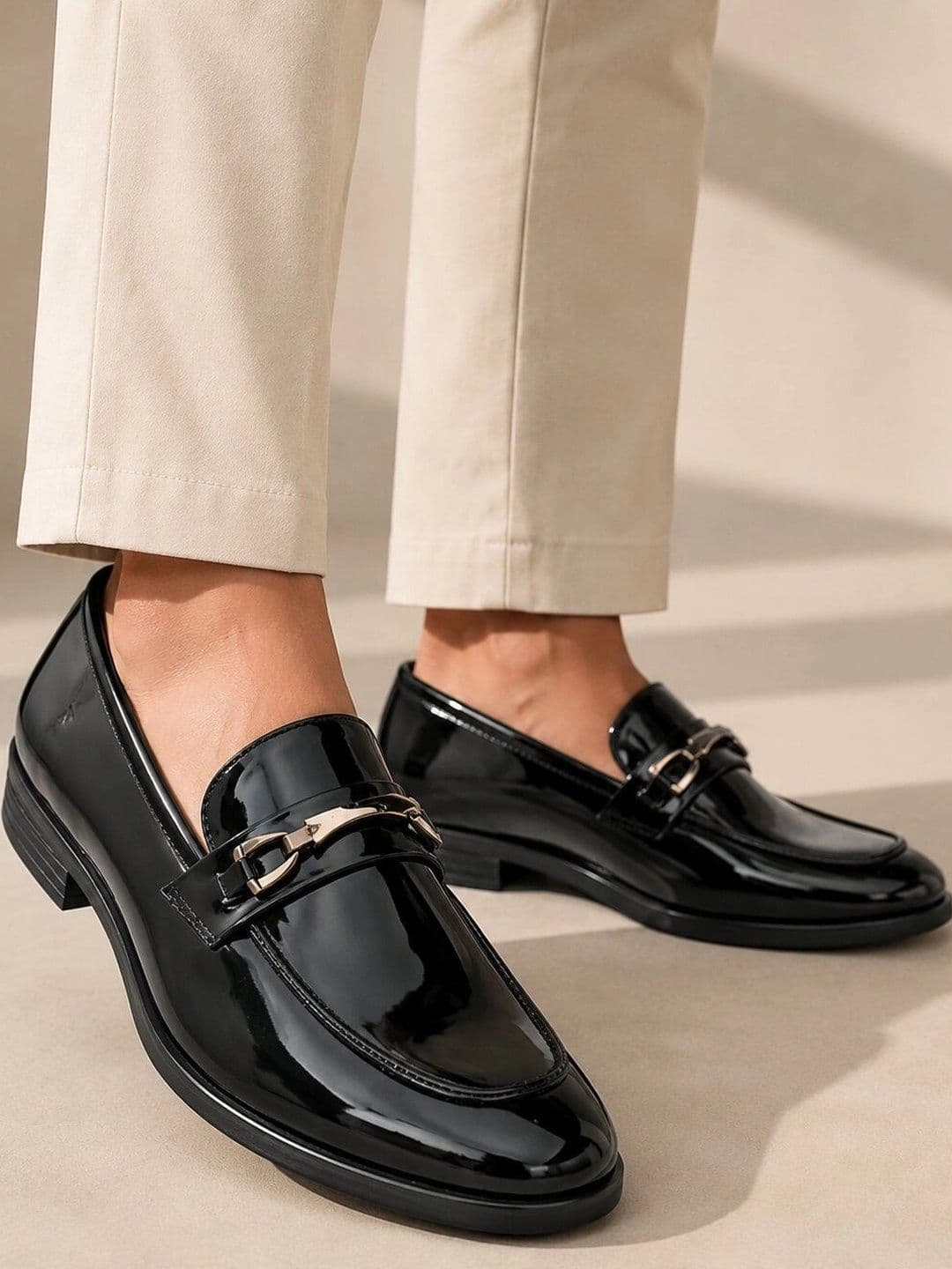 San Frissco Men Sterling Black Solid Formal Loafers - view 1