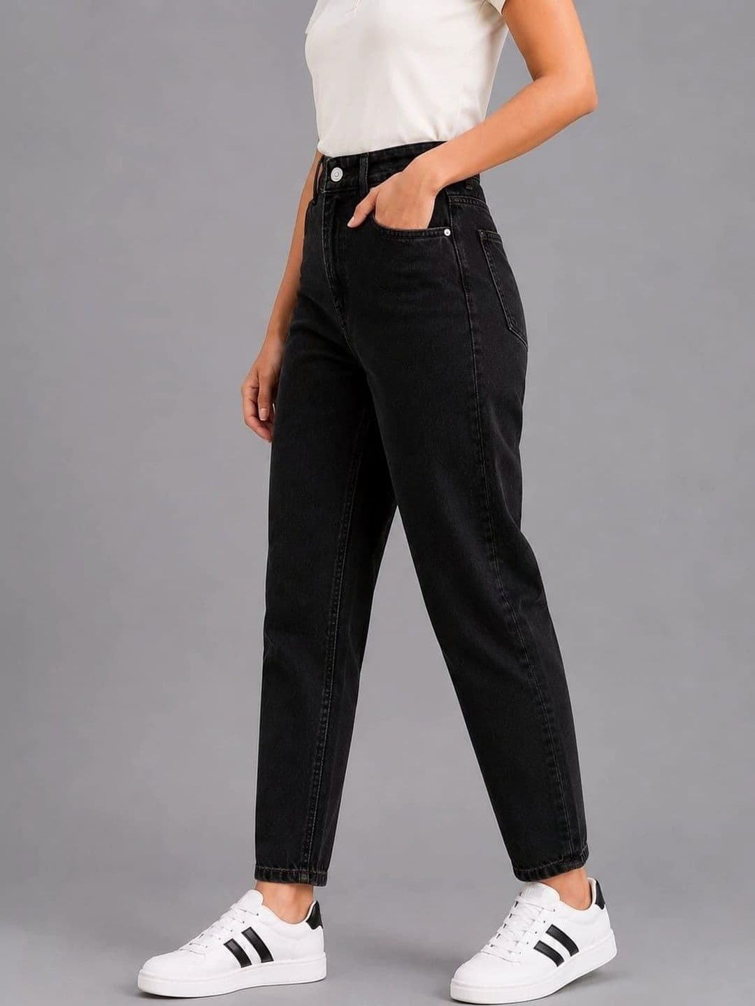 Mast & Harbour Women Loose High-Rise Stretchable Jeans thumbnail 2