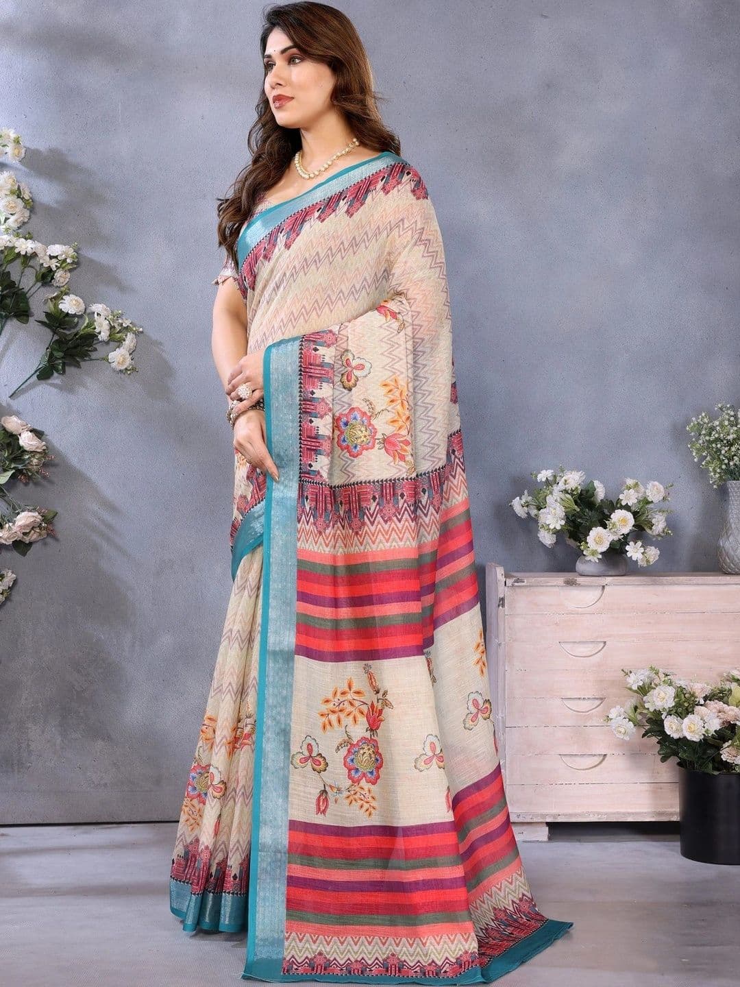 VS MALL Floral Linen Blend Saree thumbnail 2