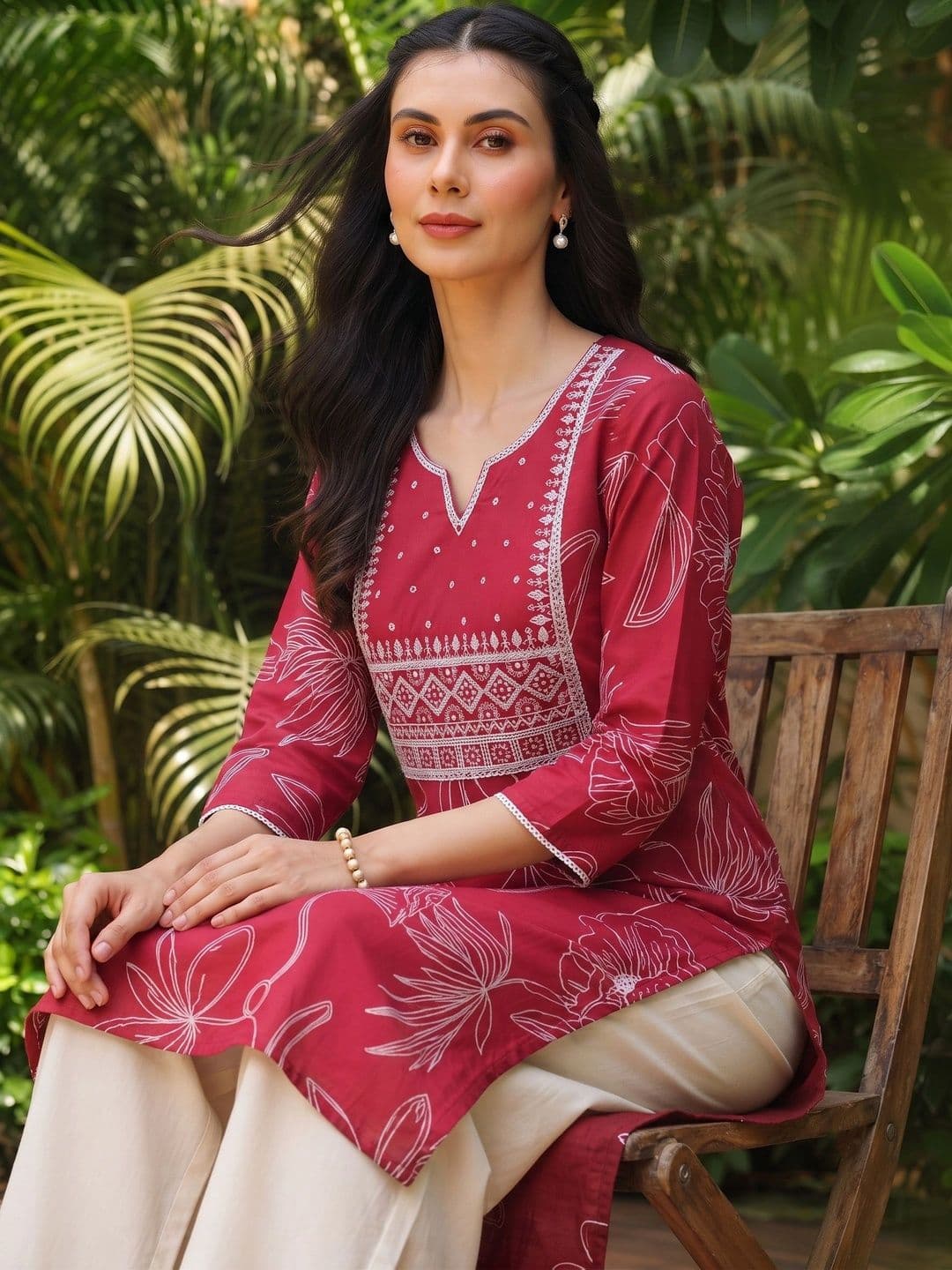 KJFAB Women Floral Printed Thread Work Floral Kurta thumbnail 3